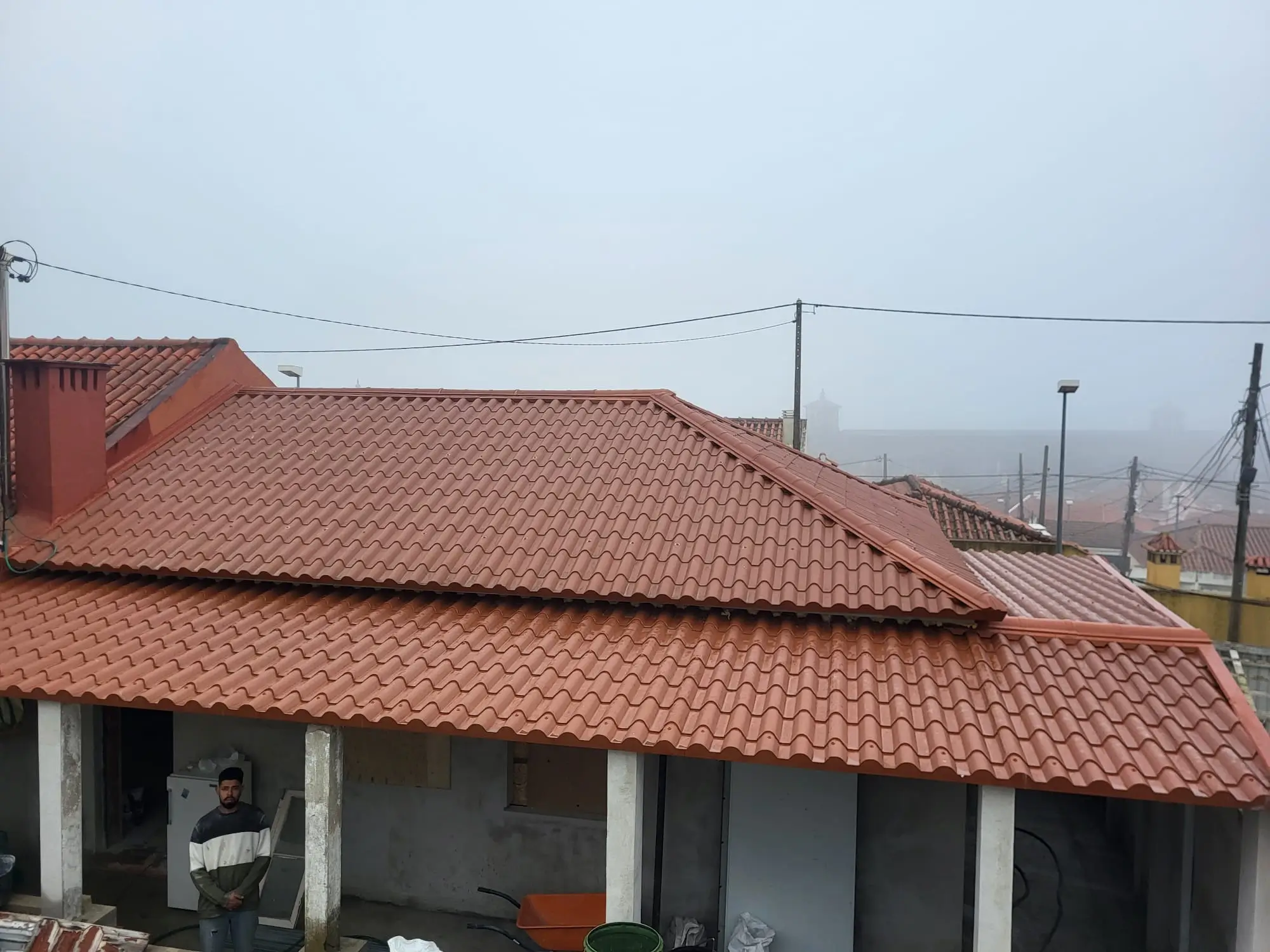Instalação de Telhados Painéis Sandwich
